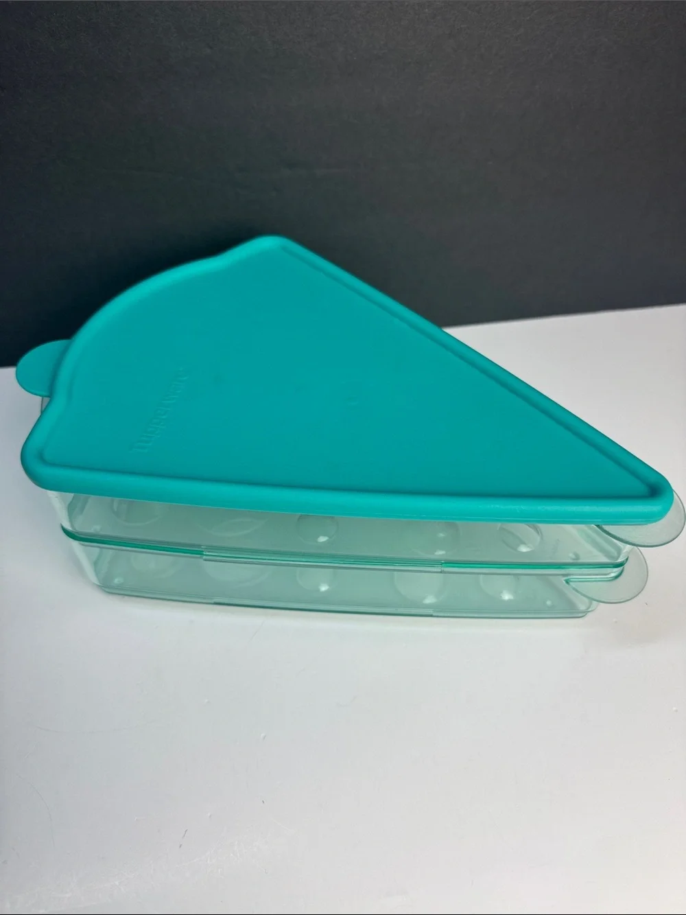 Tupperware Keep N Heat Pizza Slice Keepers Aqua Blue Reheatable Containers